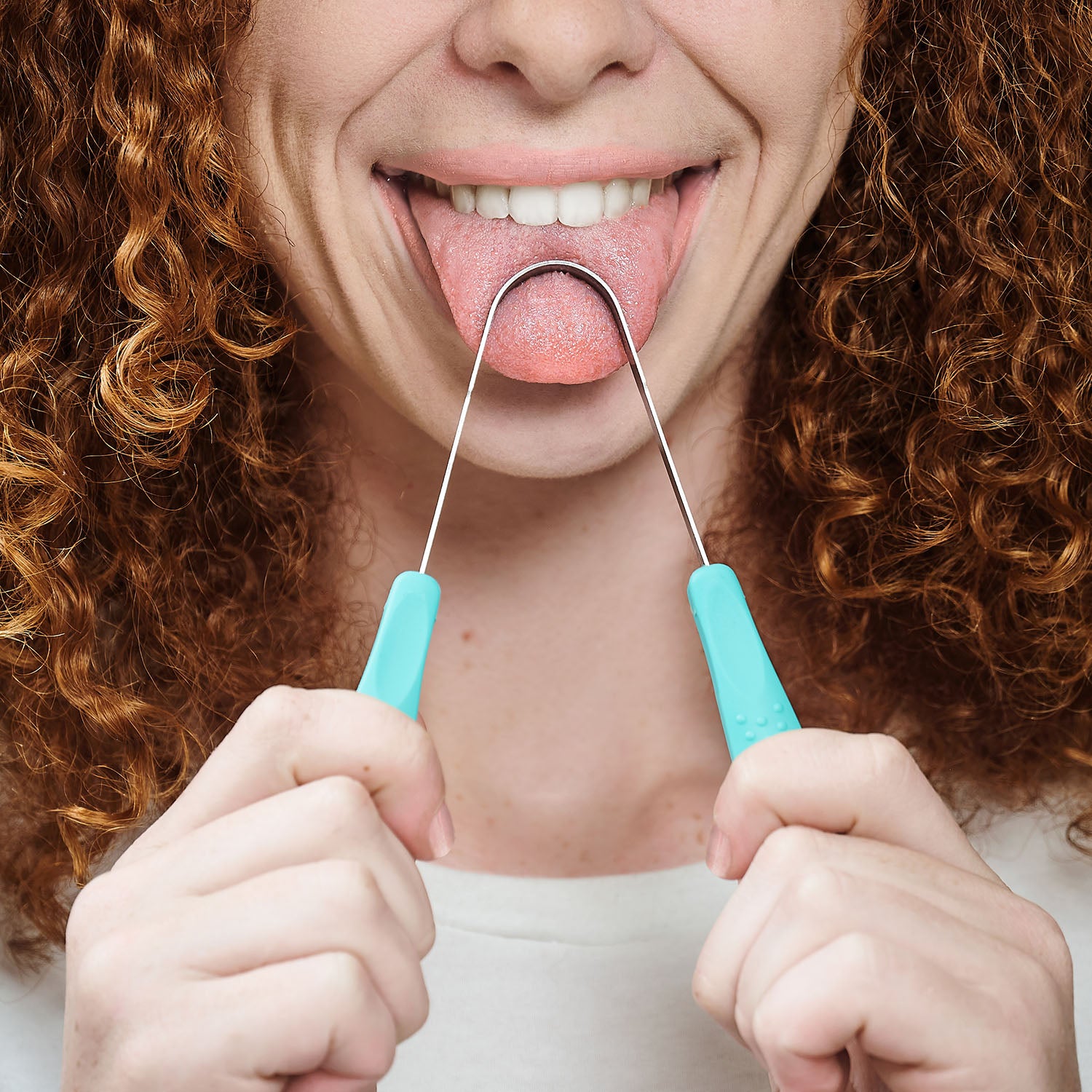 tongue cleaner usage