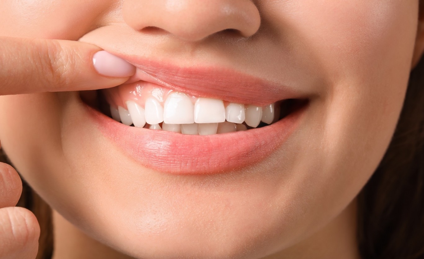 drtungs-blog-5-steps-to-improve-your-gum-health