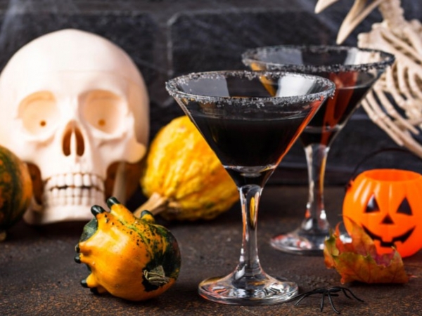 Too Many Spooky Halloween Treats? Detox with DrTungs!